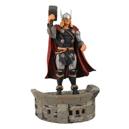 [249399] DIAMOND - Marvel Select Thor 18 cm Action Figure