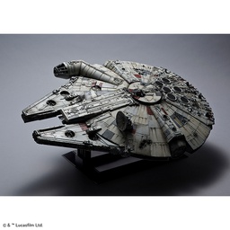 [404752] BANDAI - Star Wars Millennium Falcon 1/72 47 cm Model Kit
