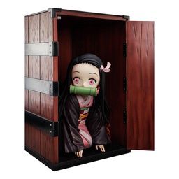 [436217] FURYU Nezuko in a Box Demon Slayer Kimetsu no Yaiba 44 Cm Statua